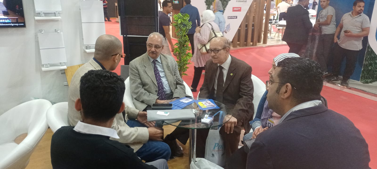 Golden Metal جولدن ميتال